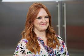 Make sure you are generous with the salt and. The Pioneer Woman Ree Drummond Calls Her Husband Ladd S Grilled Tenderloin Recipe Legendary