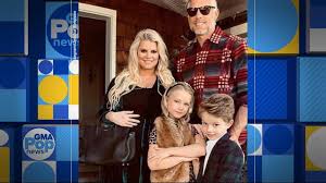 Jessica simpson and eric johnson's relationship is quite possibly the hottest thing ever. Jessica Simpson And Husband Eric Johnson Welcome Third Child Birdie Mae Johnson Video Abc News