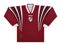 Последние твиты от river plate (@riverplate). River Plate 1996 97 Drittes Trikot