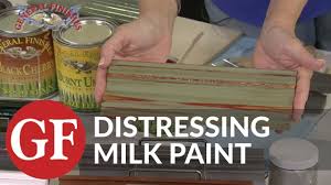 how to distress milk paint