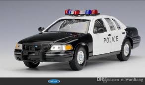 Join live car auctions & bid today! 2021 Welly Diecast Alloy 1999 Ford Crown Victoria Police Car Model Toy 1 24 Scale Ornament Xmas Kid Birthday Boy Gifts Collecting Decoration From Edwardtang 15 08 Dhgate Com