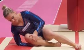 Giulia steingruber bei ihrem paradeelement tschussowitina. July 2018 Giulia Steingruber Has Torn Her Acl Gymnastics Cool Facts