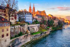 Maybe you would like to learn more about one of these? Die Altstadt Von Basel Mit Rotem Stein Munster Am Rhein Schweiz Lizenzfreie Fotos Bilder Und Stock Fotografie Image 54622392