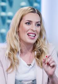 Who Is Sara Pascoe When Did She Split From John Robins And Is The Comedian On Travelling Blind She is of italian (father) and german and english (mother) descent. who is sara pascoe when did she split