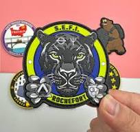 Factory Customized Logo Luxurious Quality Black Waterproof Sewing on 3D  LOGO Silicone Label PVC Rubber Patch for Hats/Bags