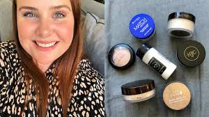 It is very fine, making it easy to use. What S The Best Setting Powder I Reviewed 7 Setting Powders To Find Out