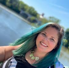 Brenda Bunzey at Daniel Louis Salon