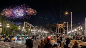 Espagne, france et andorre au départ de barcelone dans vos listes. Video Le Feu D Artifice Du Nouvel An 2021 A Barcelone