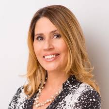 Eloise Summers's Instagram, Twitter & Facebook