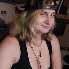 Question for you, Draculings ;) If you'd be to pick three songs of Kim, to  show someone what is it all about, and show this someone Kim's style, or  genre (however you