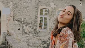 Sarah lombardi soll verliebt sein wer ist julian buscher. News Im Video Sarah Lombardi Julian Beweist Dass Sie Ihm Vertrauen Kann Gala De