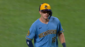 'No excuses': Pratt pulled for not hustling before Brewers lose on throwing error