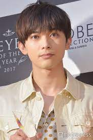 画像2 4 吉沢亮の 美しい目元 にアンミカら女性陣が嫉妬 まつげ長いね 目が魅力的 で受賞 子供のヘアカット アンミカ 吉沢 亮