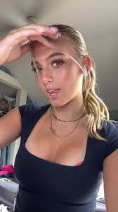 Fiona Daghir's Instagram, Twitter & Facebook