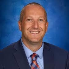 Kelly Trombley's Instagram, Twitter & Facebook