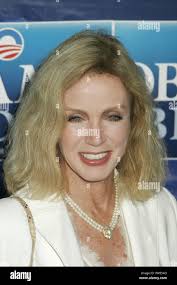 Donna hi-res stock photography and images