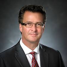 In 1981, after I earned my degree in Chemistry and pursued graduate-level  studies in business, I began my professional career. At the time, I had no  real sense of how many directions