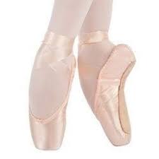 amazon com capezio womens tiffany pointe shoe 126 clothing