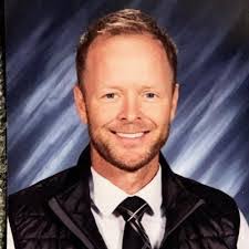 Brian Loe's Instagram, Twitter & Facebook