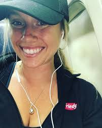 Julie Kersjes's Instagram, Twitter & Facebook