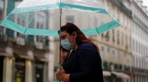 Οι υγειονομικές αρχές αναμένουν ότι τα κρούσματα θα κορυφωθούν στα τέλη μαΐου. Portogalia Panw Apo 5 500 Kroysmata Toy Neoy Korwnoioy Se 24 Wres