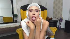 Flirt4Free cam clips of Arabian with Arabian Darya