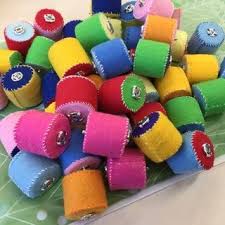 ポカスカ もぐらたたきゲーム 身体を動かして楽しめる手作りおもちゃ 保育や子育てが広がる 遊び と 学び のプラットフォーム ほいくる 手作りおもちゃ 手作りおもちゃ 1歳 0歳児 手作りおもちゃ