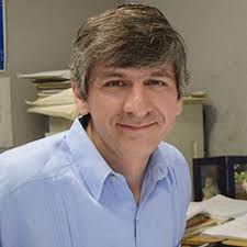 William Lee: La curiosidad de comprender el universo