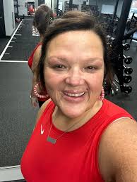 I wanted to share these pictures from my workout this morning. My legs feel  like Jello, I am just getting home. BUT ITS BEEN A WONDERFUL DAY! I LOVE TO  WORKOUT AND