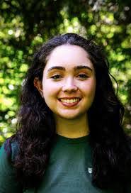 Beatriz Duke's Instagram, Twitter & Facebook