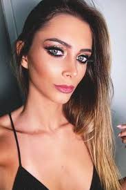 Filha de Eduardo Cunha vende vagas em camarote da Sapucaí por R$ 8 mil