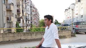 Romaniaktivisti Driton Berisha Kosovosta: "Jos yksi voi muuttua, voivat  miljoonat muuttua"