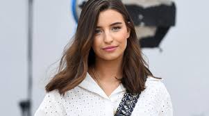 Utwór „nie muszę zapowiada debiutancki album julii wieniawy. Julia Wieniawa Ma Klopoty Nie Uwierzysz Co Zrobila Dziecko I Figura