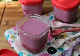 Yaourts Maison Aux Fruits Rouges Mixes Nana Et Chocolat Yaourt Maison Recette Yaourt Avec Yaourtiere Yaourt Aux Fruits