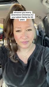 Erin Starkey's Instagram, Twitter & Facebook