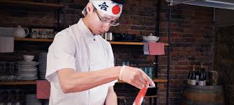 En quoi consiste le service client ? Focus Sur Le Metier De Maitre Sushi Revelations Gourmandes