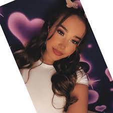 Erica Gamble's Instagram, Twitter & Facebook