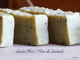Fabrication De Mon Premier Savon Biomantique Lessive De Soude Savon Savon Fabrique A Froid