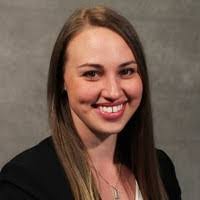 Elizabeth Maclachlan's Instagram, Twitter & Facebook