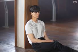 해맑게 악의 없는 팩트를 던지기도 하며 유재석이 말하기를 송강 캐릭터가 여자한테 차여도 못 알아들을 것 같은 사람이라고 하며, 또는 송강 이미지를 표현하길. ì•„ì´ëŒ ì—°êµ¬ì†Œ ì™€ ì†¡ê°• ê°€ìŠ´ ê·¼ìœ¡ ë¨¸ì„ 129 Facebook