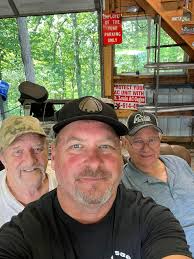 Salute to theses two crazy Veterans! Danny Skaggs and Dale Peppers! Thank  you for your services!