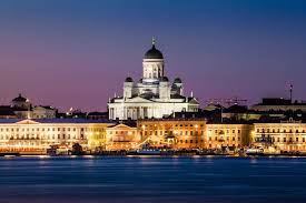 Finlandia es uno de esos países que vale la pena visitar alguna vez en la vida, no sólo por el hecho de ser reconocido a nivel mundial por sus altos índices de calidad de vida, sino porque cuenta con. 20 Curiosidades De Finlandia Que Te Sorprenderan Los Traveleros
