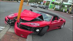 Red Car Funny Crash Picture Jpg 1920 1080 Car Humor Car Crash Car Accident
