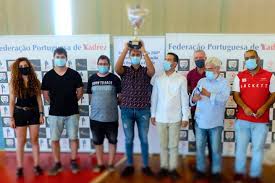 100 просмотров 3 месяца назад. Die Bunteste Truppe Siegt Chessbase