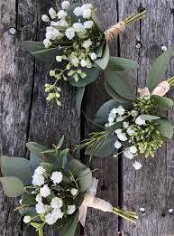Fresh Greenery And Baby S Breath Boutineere Wedding Boutineer Country Wedding Fresh Eucalyptus D Weddi Boutineer Wedding Wedding Flowers Wedding Bouquets