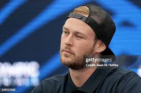 5,796 Nick Long Photos & High Res Pictures