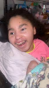 i am sitting here charting with a staff employee so we talking bout hot  coco and then ended up talking bout medicine idk why LITERALLY DONT KNOW  why she telling me she