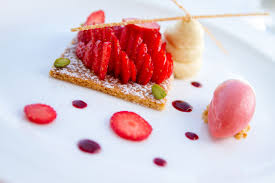 Plats Du Chef Jean Luc L Hourre Version Col Bleu Blanc Rouge Restaurant Gastronomique La Verriere By Marinca Restaurant Gastronomique Gastronomie Restaurant