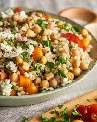 This Israeli Couscous Salad Is A Mediterranean Diet Dream Recipe Couscous Salad Israeli Couscous Salad Couscous