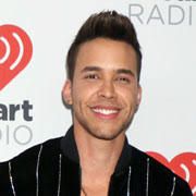 Hey, i'm latina too, ok. Daddy Yankee Height